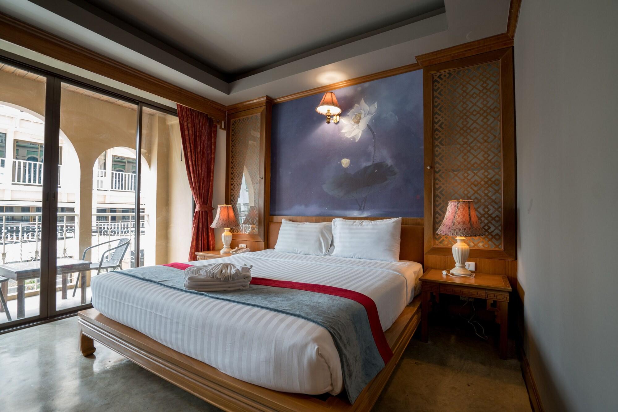 Minatale Phuket Khách sạn