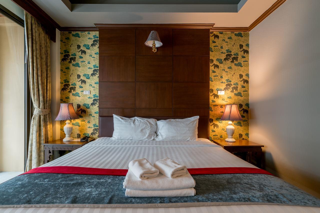 Minatale Phuket Khách sạn 3*