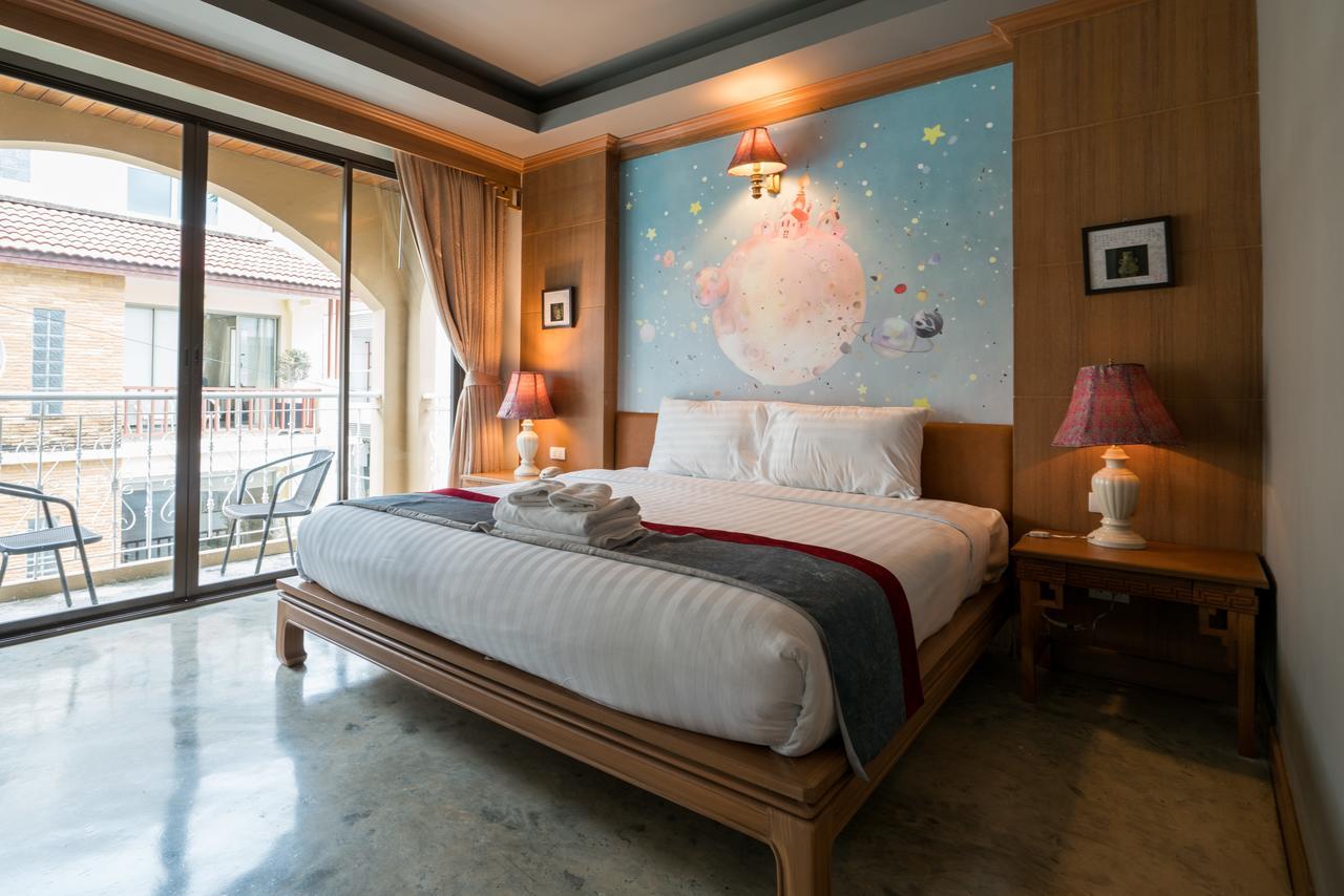 Khách sạn Minatale Phuket 3*