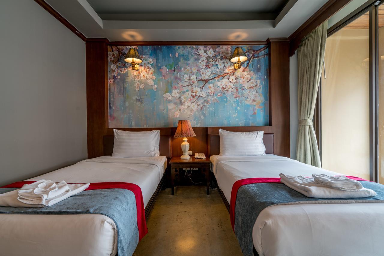 Minatale Phuket Khách sạn 3*